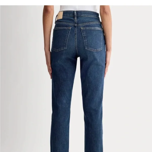 Everlane 90’s Cheeky Jeans - Picture 3 of 6